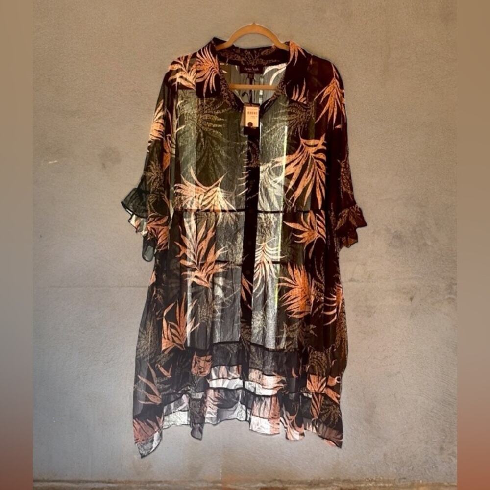 Arna York Collection Black Sheer Rosa Tunic Animal Fern Print, size 22/24